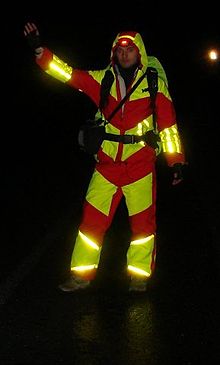 что такое сигнальный образец. 220px Hitchhiker%27s suit. что такое сигнальный образец фото. что такое сигнальный образец-220px Hitchhiker%27s suit. картинка что такое сигнальный образец. картинка 220px Hitchhiker%27s suit. Сигнальный экземпляр — экземпляр издания из числа первых изготовленных типографией экземпляров, присылаемый в изд во для контроля и утверждения в качестве образца для изготовления всего тиража. Обычно типография присылает несколько С. э. Утвержденный ответственными… … Издательский словарь-справочник