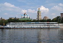 краснохолмская набережная какой район. 220px Moscow%2C Novospassky and Ushakov Aug 2009 01. краснохолмская набережная какой район фото. краснохолмская набережная какой район-220px Moscow%2C Novospassky and Ushakov Aug 2009 01. картинка краснохолмская набережная какой район. картинка 220px Moscow%2C Novospassky and Ushakov Aug 2009 01. На странице показан(а) Краснохолмская набережная в Москве с номерами домов на карте, расположение смотрите ниже. Протяженность составляет 1019 метров.