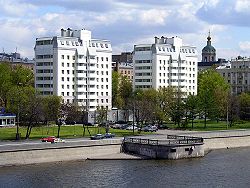 краснохолмская набережная какой район. 250px Moscow%2C Krasnokholmskaya Embankment. краснохолмская набережная какой район фото. краснохолмская набережная какой район-250px Moscow%2C Krasnokholmskaya Embankment. картинка краснохолмская набережная какой район. картинка 250px Moscow%2C Krasnokholmskaya Embankment. На странице показан(а) Краснохолмская набережная в Москве с номерами домов на карте, расположение смотрите ниже. Протяженность составляет 1019 метров.