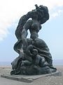что такое пицунда на флоте. 90px Monument Medea Pitsunda. что такое пицунда на флоте фото. что такое пицунда на флоте-90px Monument Medea Pitsunda. картинка что такое пицунда на флоте. картинка 90px Monument Medea Pitsunda. ПИЦУНДА, приморский климатический курорт в Абхазской АССР на одноимённом мысе Черноморского побережья Кавказа, в 20 км к Ю. от Гагры. Лето очень тёплое (ср. темп-pa авг. 23 о С), зима очень мягкая (ср. темп-pa янв. 6 о С); осадков 1410 мм в год. Леч. средства: аэрогелиотерапия, морские купания (с мая до конца октября). Показания: заболевания органов дыхания нетуберкулёзного характера, функциональные расстройства нервной системы, анемии. Широкий мелкопесчаный пляж. В 1960-е гг. был возведён пансионат на 3 тыс. мест, в ансамбле к-рого доминируют 7 высотных корпусов, расположенных вдоль берега Чёрного м. (1959-67, арх. М. В. Посохин, А. А. Мндоянц, В. А. Свирский, Ю. В. Попов, инж. С. Я. Школьников, В. С. Николаев; илл. см. т. 1, табл. II, стр. 64-65). Заповедник реликтовой пицундской сосны (пл. ок. 200 га). Туристская база.